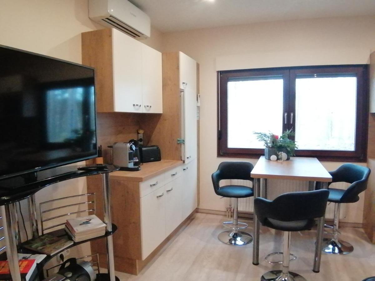 Apartment Gnubbel Am Wald ไวส์วาสเซอร์ ภายนอก รูปภาพ